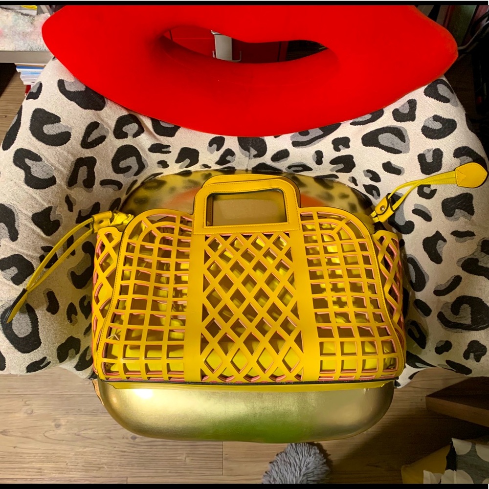✨Super stylish perforated yellow faux leather bag✨